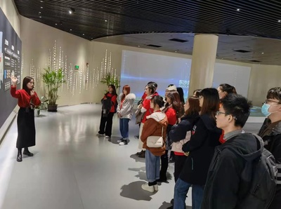 蘇州校區(qū)第六期“職海引航”計(jì)劃導(dǎo)師聯(lián)合指導(dǎo) 多方聯(lián)動解析職業(yè)發(fā)展路徑